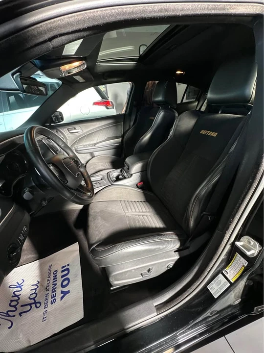 2017 Dodge Charger 7th Gen - Image 6 of 13