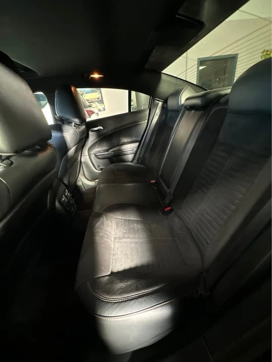 2017 Dodge Charger 7th Gen - Image 12 of 13