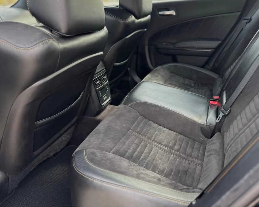 2017 Dodge Charger 7th Gen - Image 13 of 19