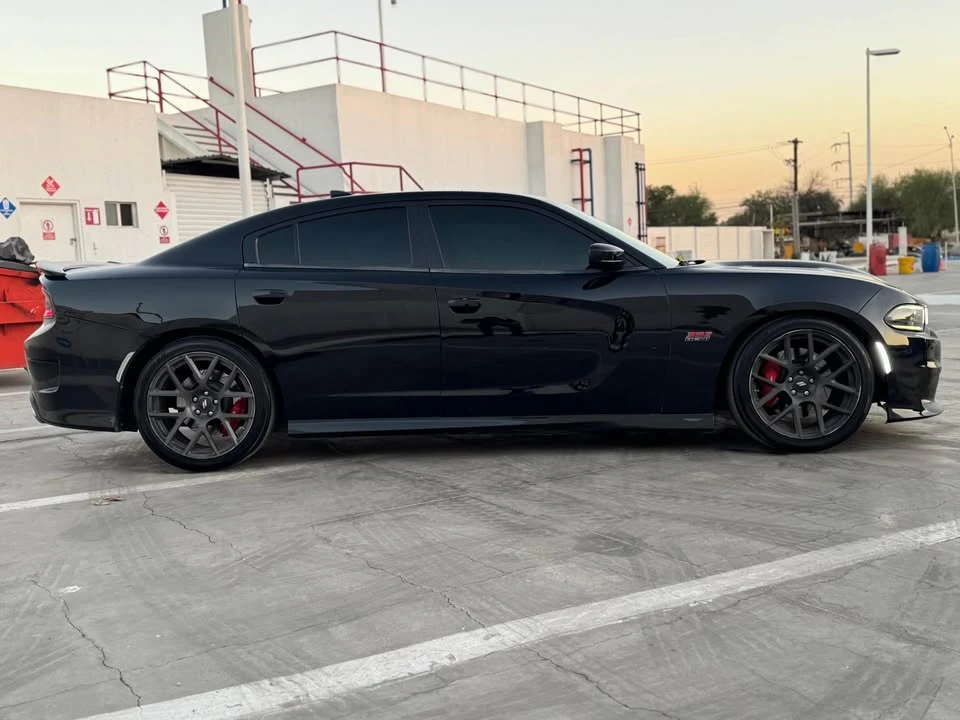 2017 Dodge Charger 7th Gen - Image 9 of 14