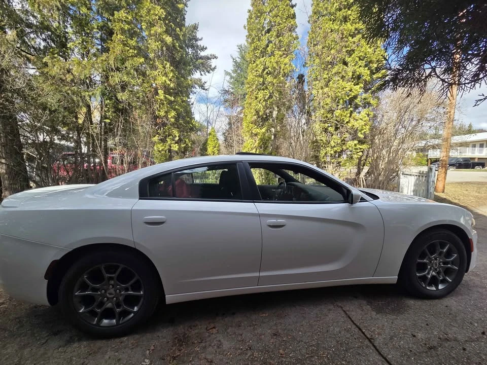 2017 Dodge Charger - Image 8 of 10
