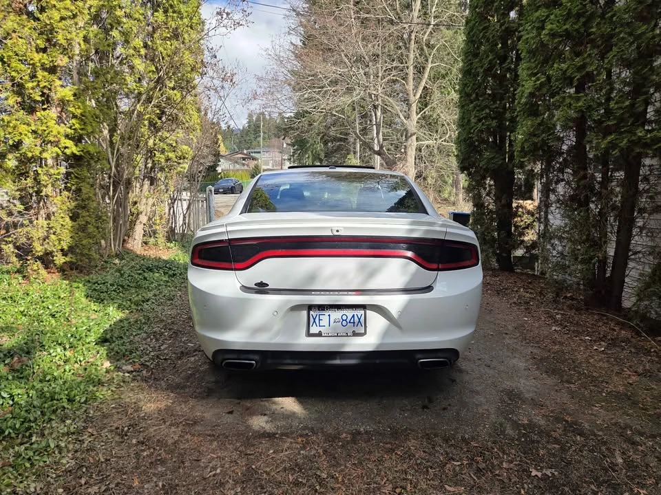 2017 Dodge Charger - Image 4 of 10