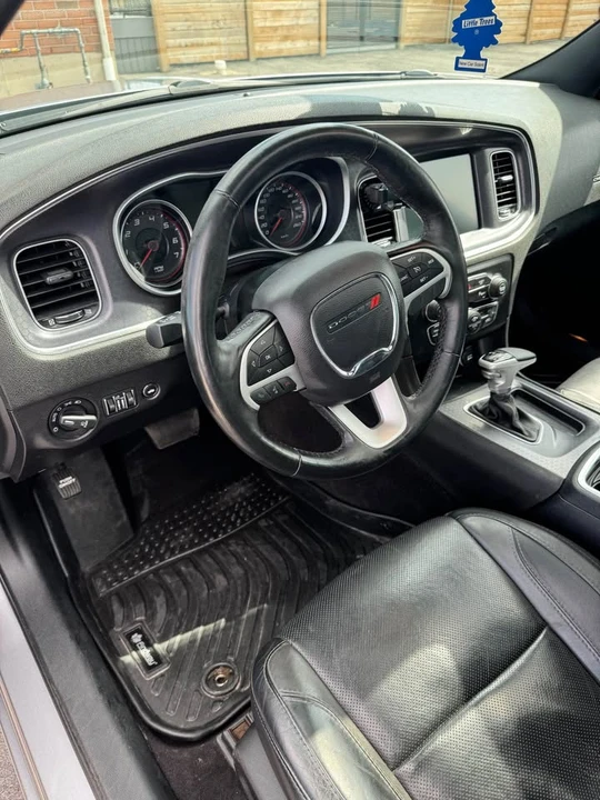 2017 Dodge Charger 7th Gen - Image 6 of 10