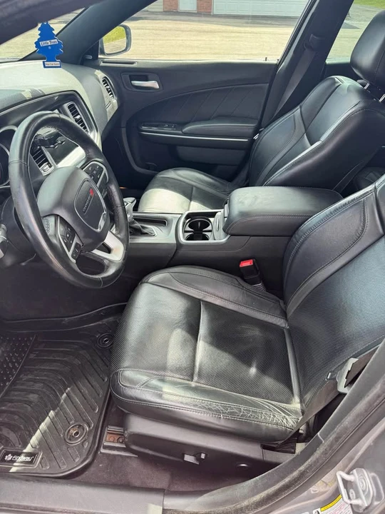 2017 Dodge Charger 7th Gen - Image 5 of 10