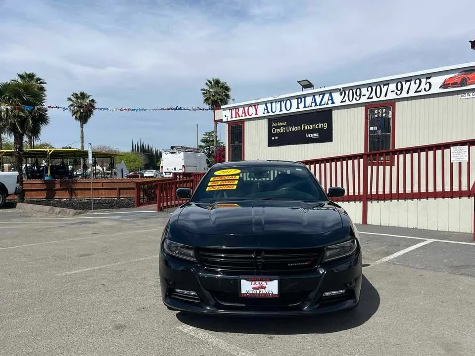 2017 Dodge Charger 7th Gen - Image 2 of 20