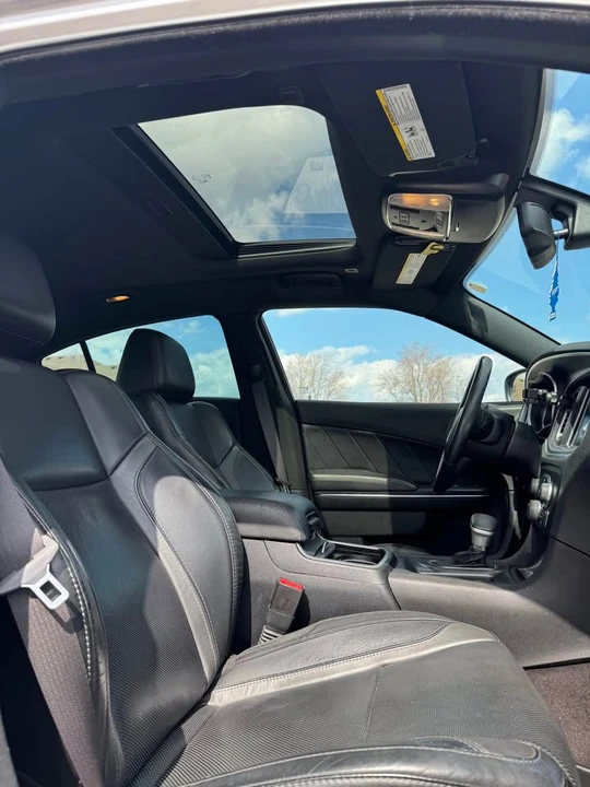 2017 Dodge Charger 7th Gen - Image 8 of 10