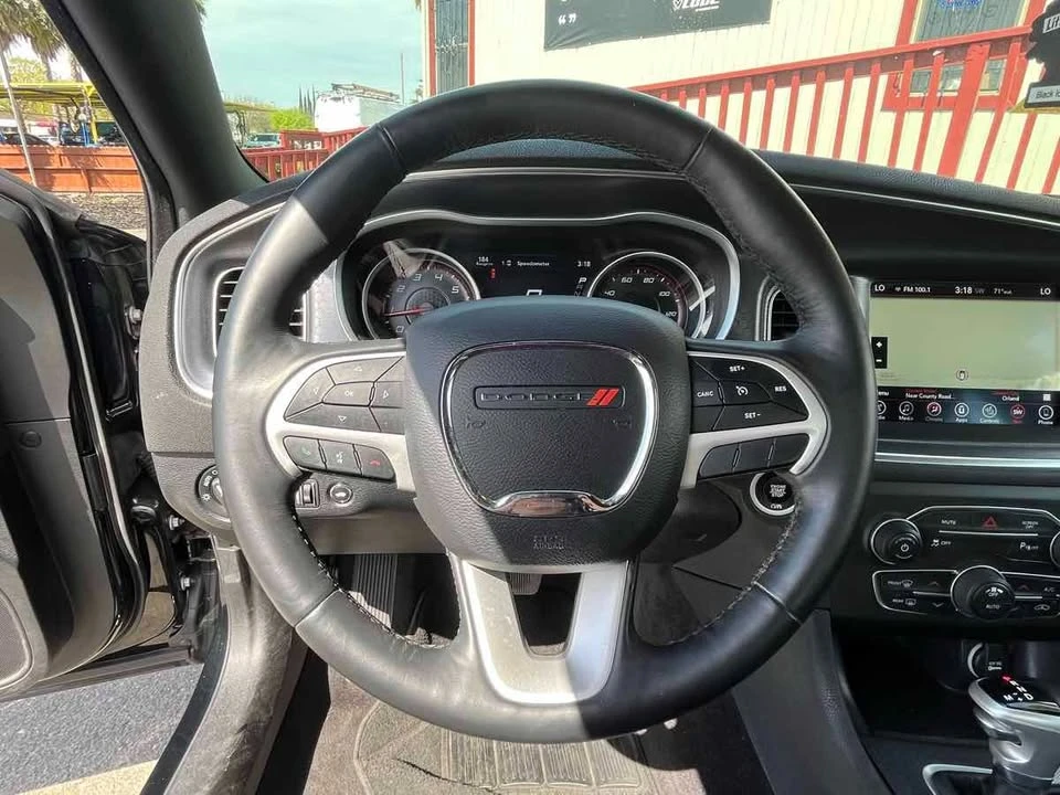 2017 Dodge Charger 7th Gen - Image 15 of 20