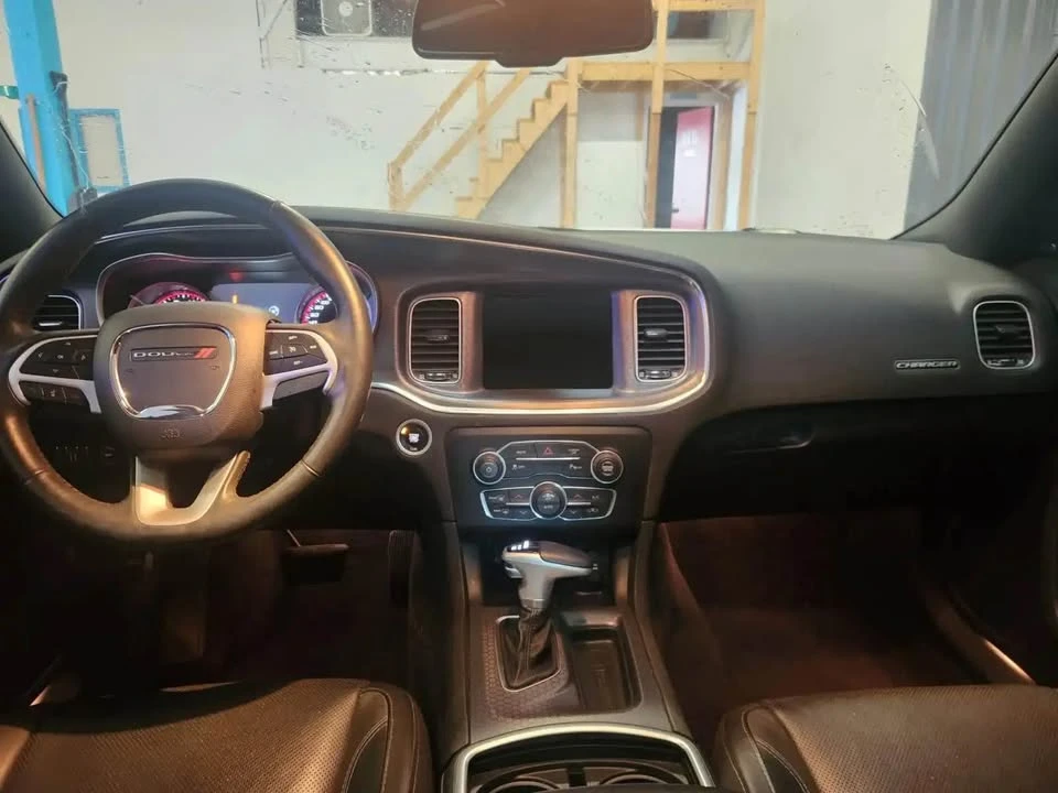 2017 Dodge Charger 7th Gen - Image 13 of 14