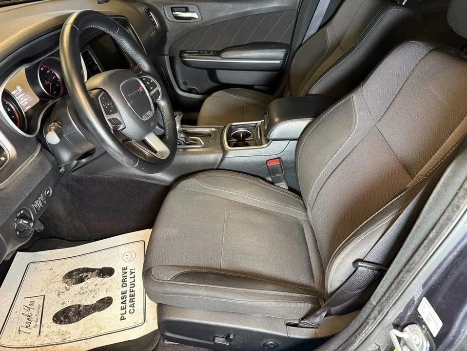 2017 Dodge Charger 7th Gen - Image 14 of 20