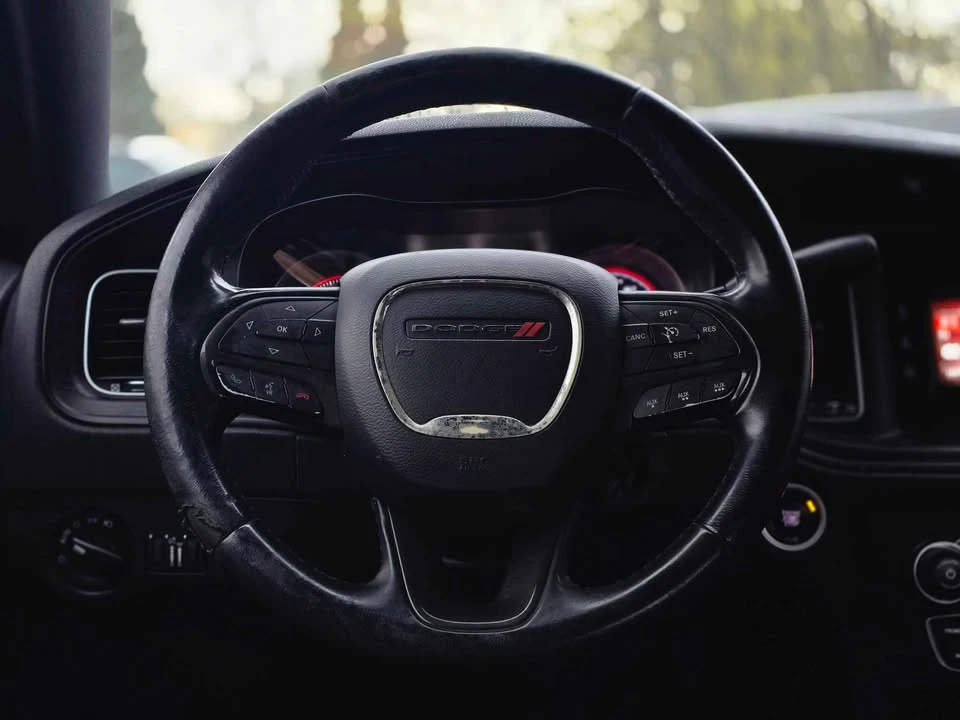 2017 Dodge Charger 7th Gen - Image 6 of 8