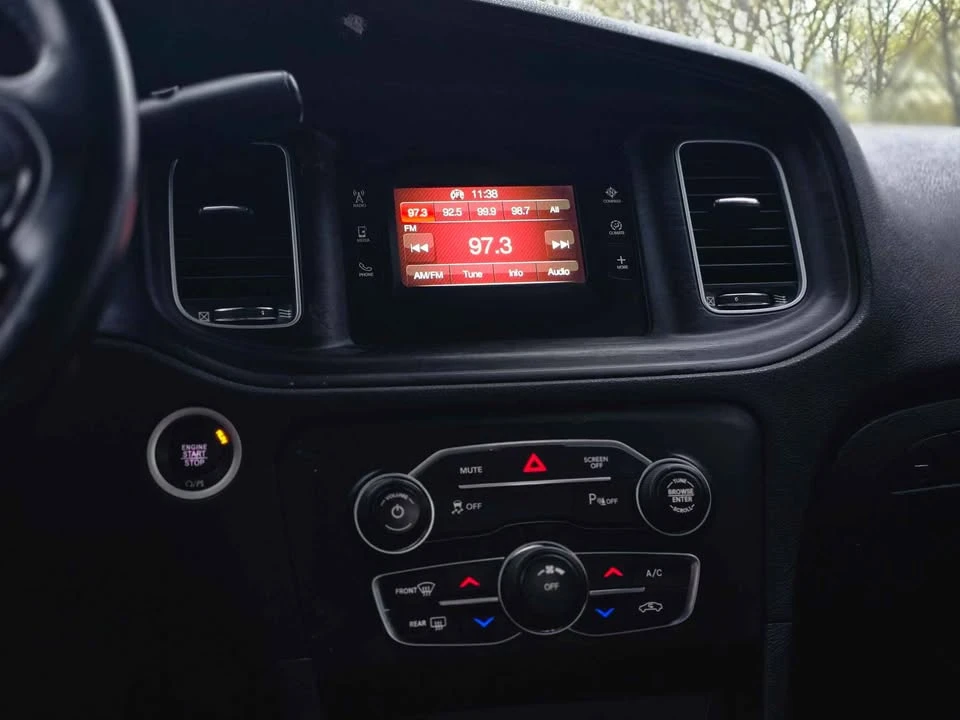 2017 Dodge Charger 7th Gen - Image 7 of 8