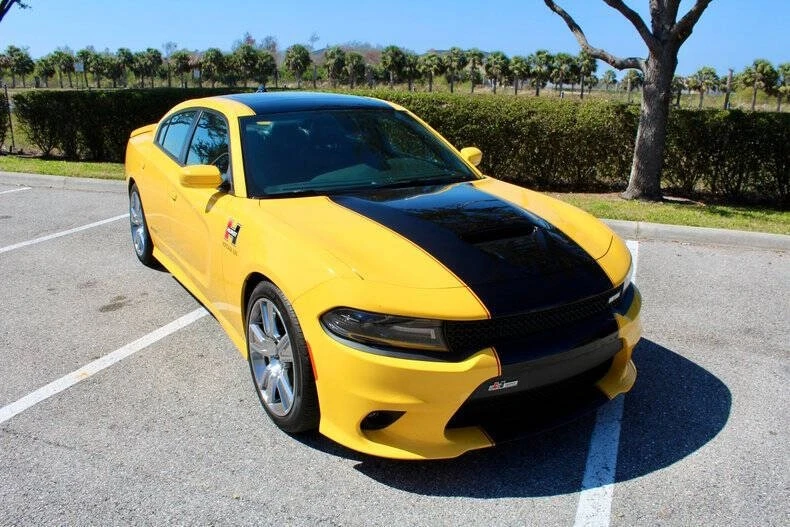 2017 Dodge Charger 7th Gen - Image 24 of 31