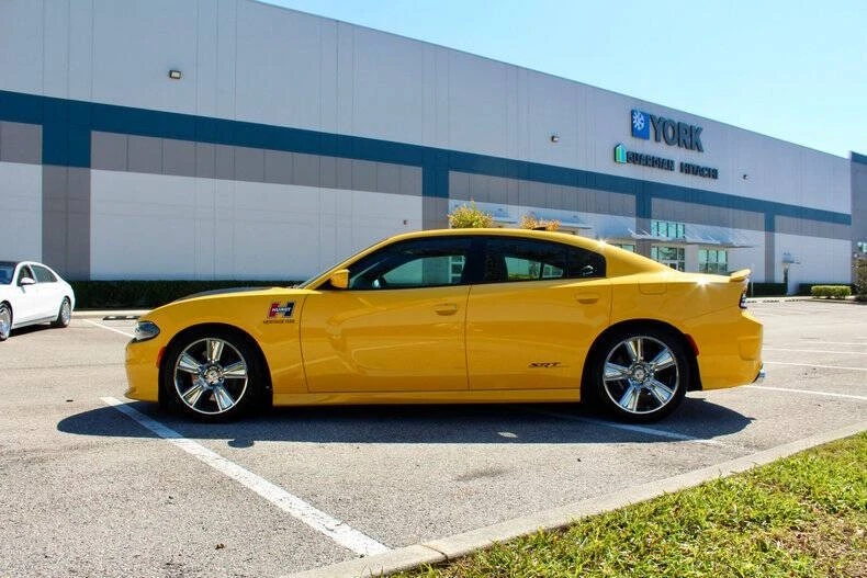 2017 Dodge Charger 7th Gen - Image 10 of 31
