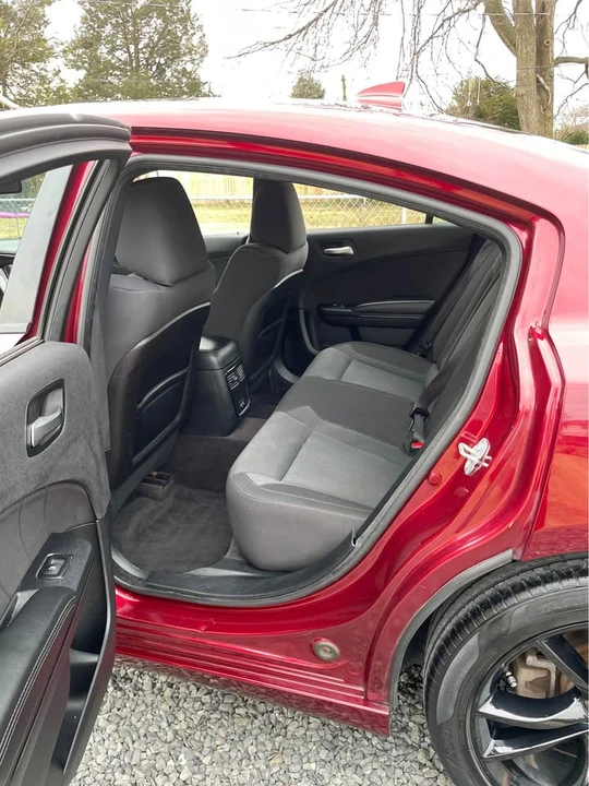 2017 Dodge Charger 7th Gen - Image 10 of 10
