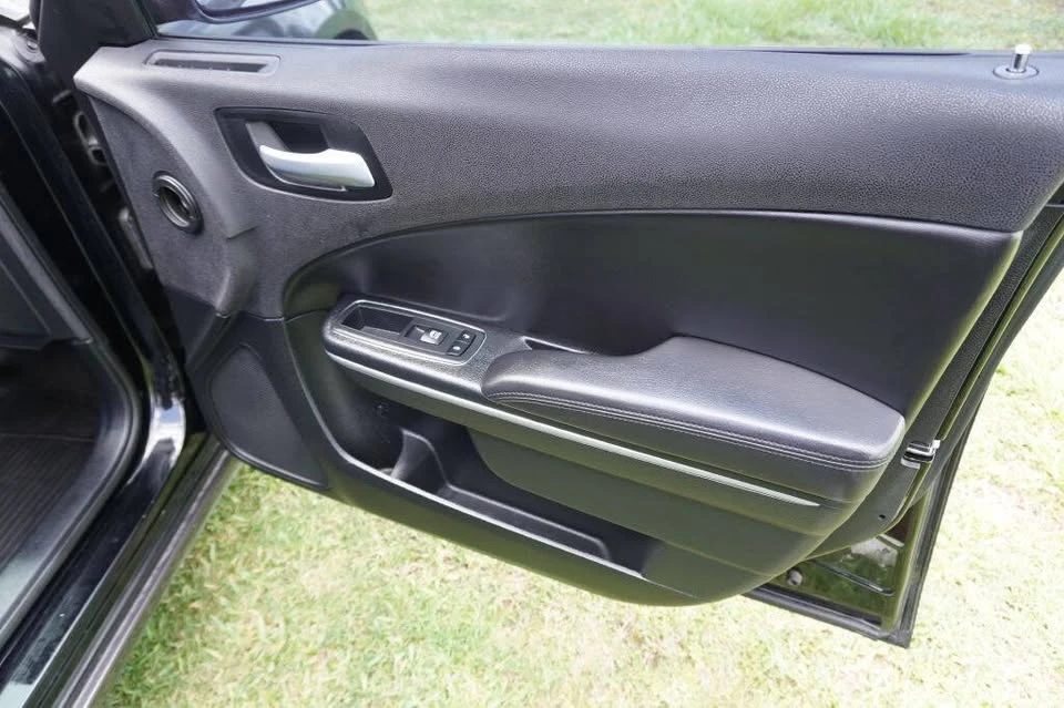 2017 Dodge Charger 7th Gen - Image 12 of 20