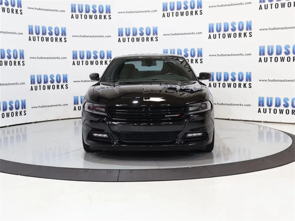 2017 Dodge Charger 7th Gen - Image 9 of 31