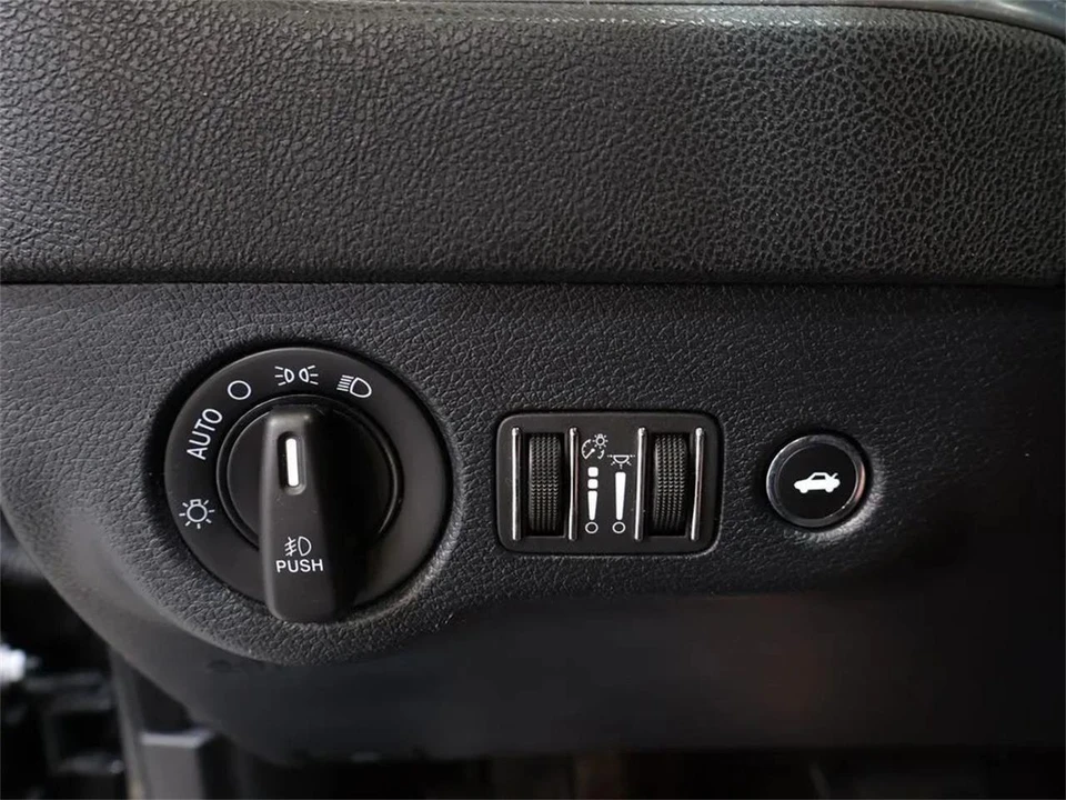 2017 Dodge Charger 7th Gen - Image 13 of 31