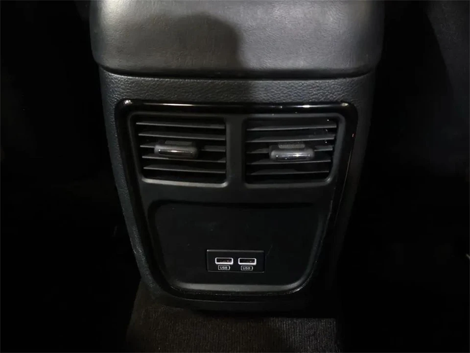 2017 Dodge Charger 7th Gen - Image 25 of 31