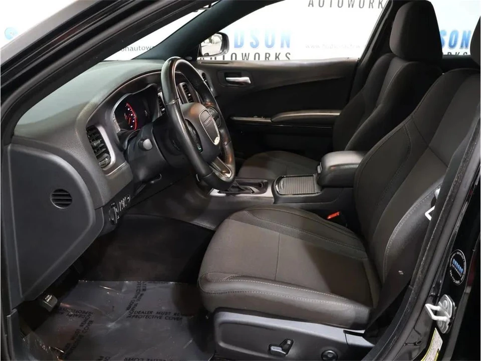 2017 Dodge Charger 7th Gen - Image 14 of 31