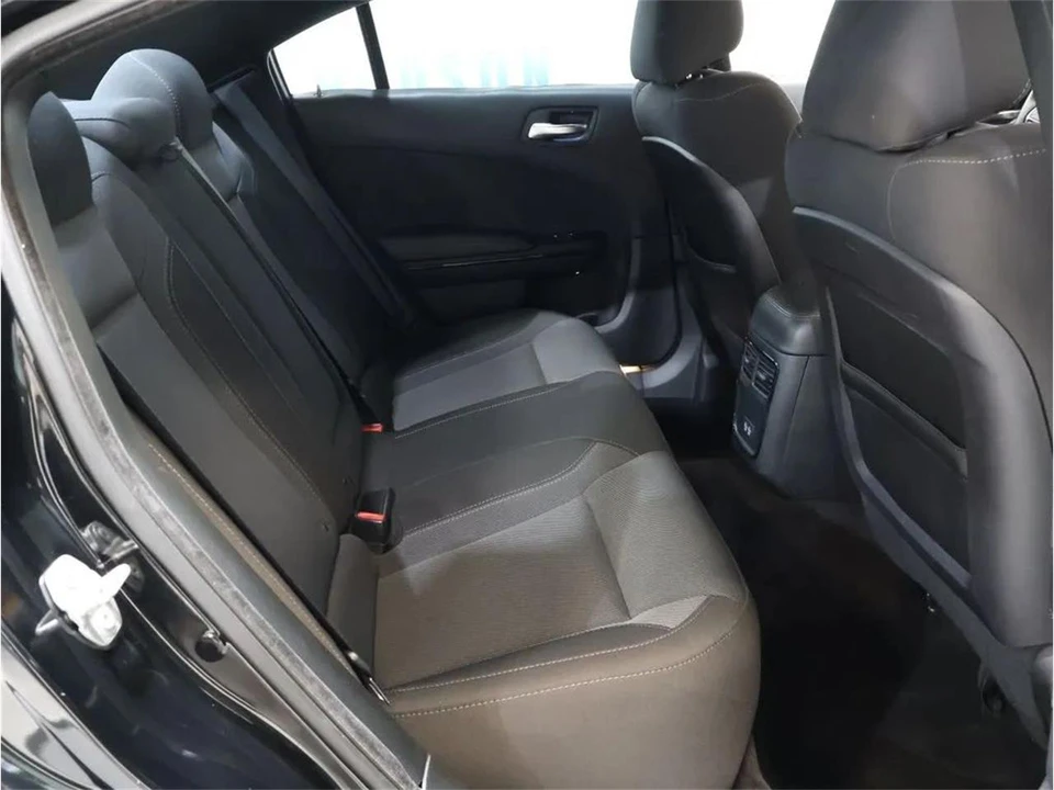 2017 Dodge Charger 7th Gen - Image 26 of 31