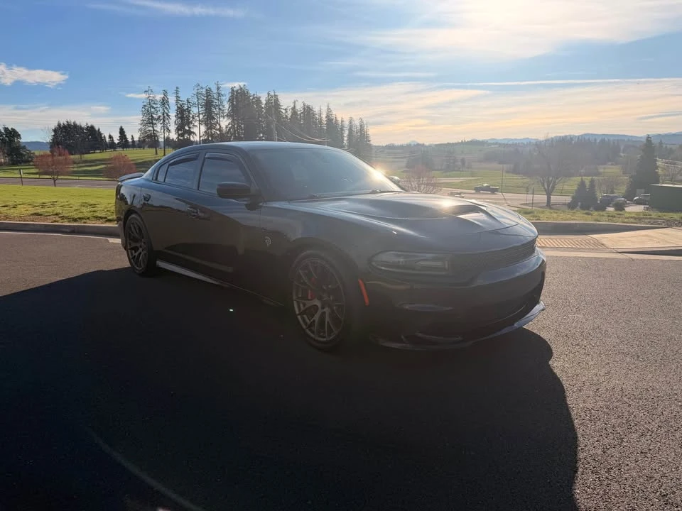 2017 Dodge Charger SRT Hellcat 7th Gen - Image 4 of 7