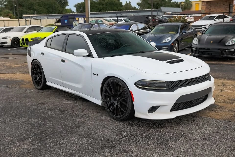 2017 Dodge Charger SRT Hellcat 7th Gen - Image 7 of 19