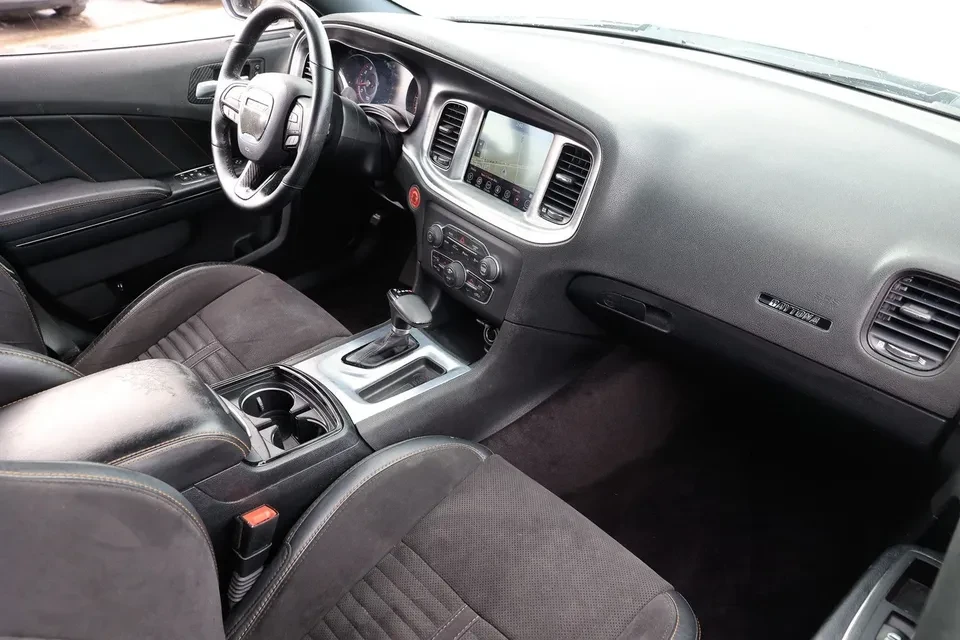 2017 Dodge Charger SRT Hellcat 7th Gen - Image 11 of 19