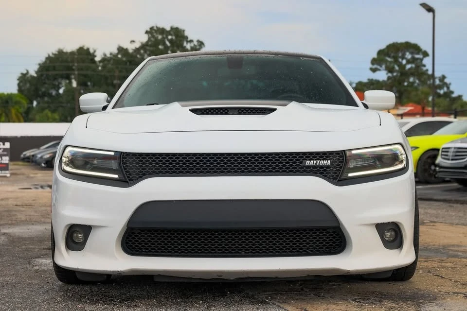 2017 Dodge Charger SRT Hellcat 7th Gen - Image 8 of 19