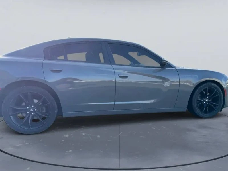 2017 Dodge Charger 7th Gen - Image 10 of 12