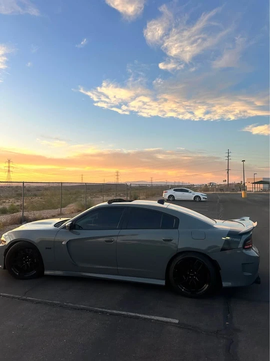 2017 Dodge Charger SRT & 392 7th Gen - Image 7 of 11