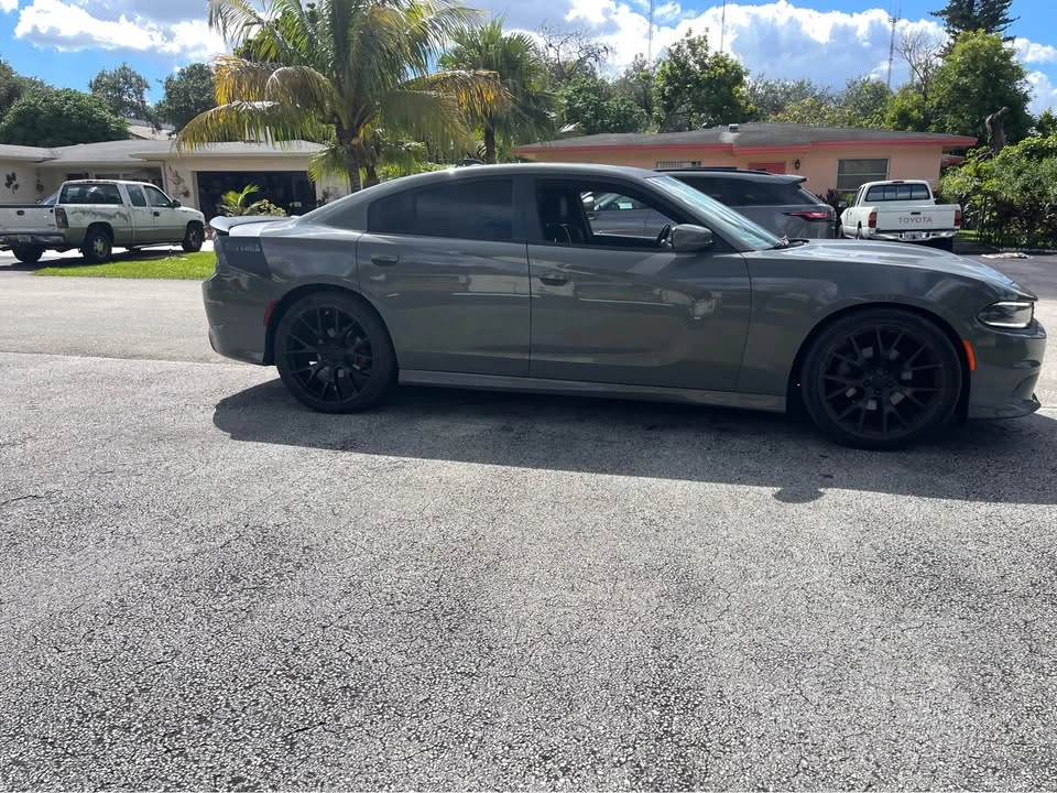 2017 Dodge Charger SRT & 392 7th Gen - Image 7 of 13