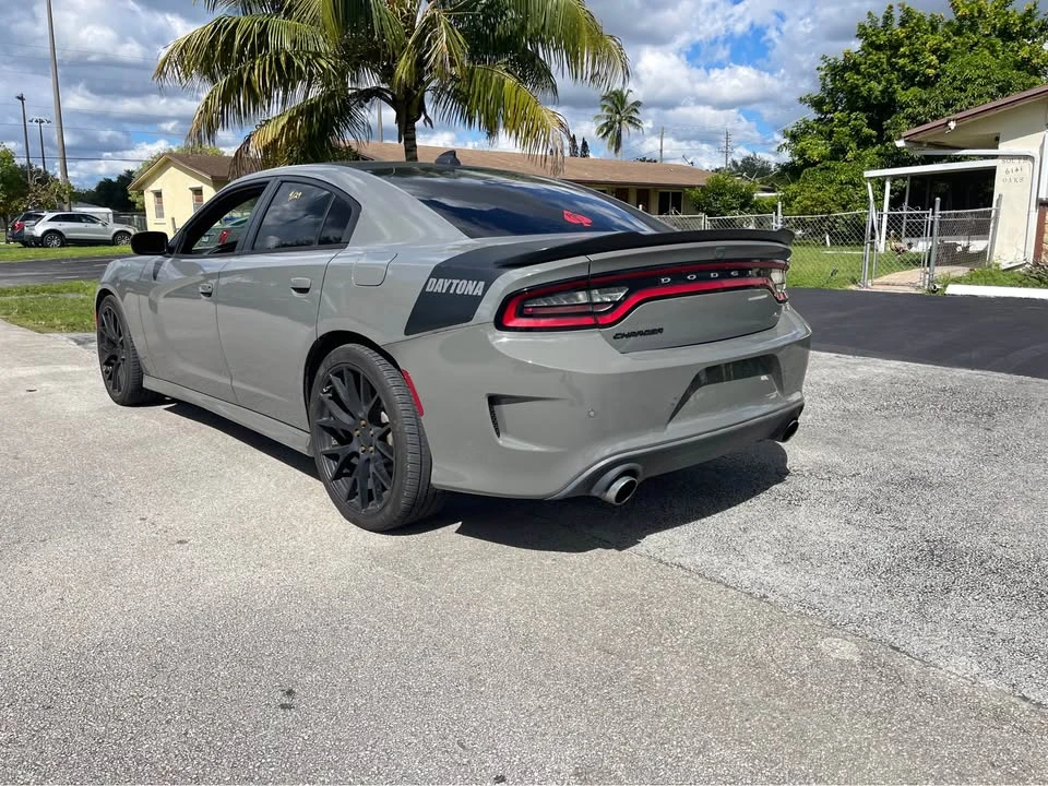 2017 Dodge Charger SRT & 392 7th Gen - Image 6 of 13