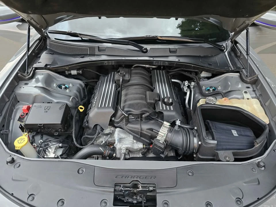 2017 Dodge Charger SRT & 392 7th Gen - Image 9 of 19
