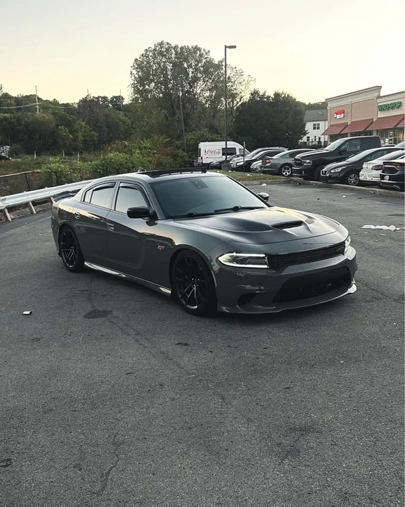 2017 Dodge Charger SRT & 392 7th Gen - Image 2 of 7