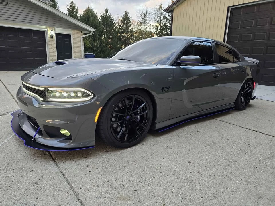 2017 Dodge Charger SRT & 392 7th Gen - Image 3 of 19