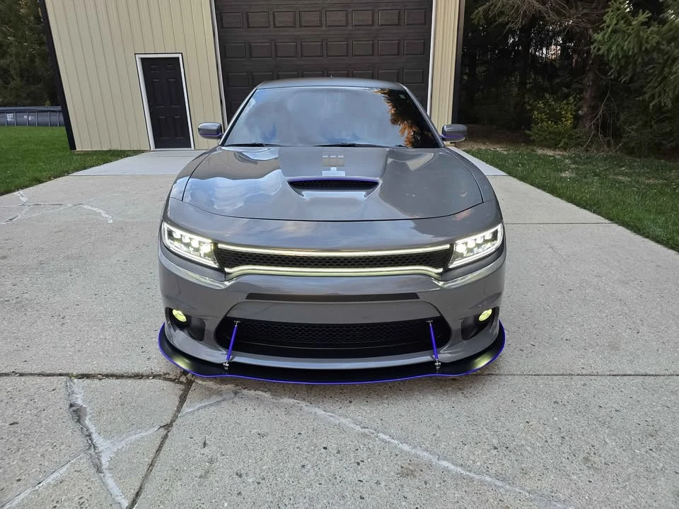 2017 Dodge Charger SRT & 392 7th Gen - Image 2 of 19