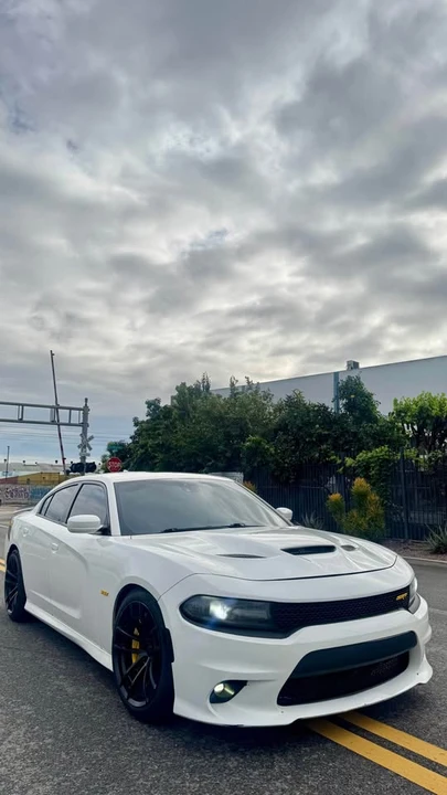 2017 Dodge Charger SRT & 392 7th Gen - Image 2 of 9