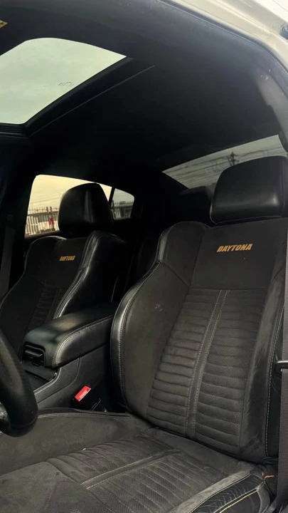 2017 Dodge Charger SRT & 392 7th Gen - Image 8 of 9