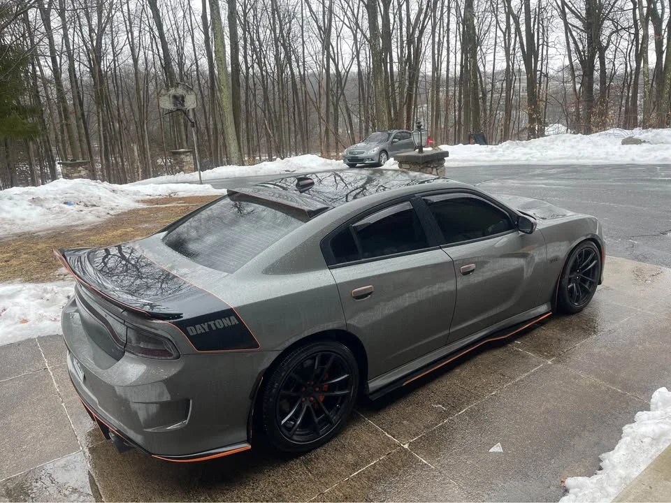 2017 Dodge Charger SRT & 392 7th Gen - Image 6 of 12