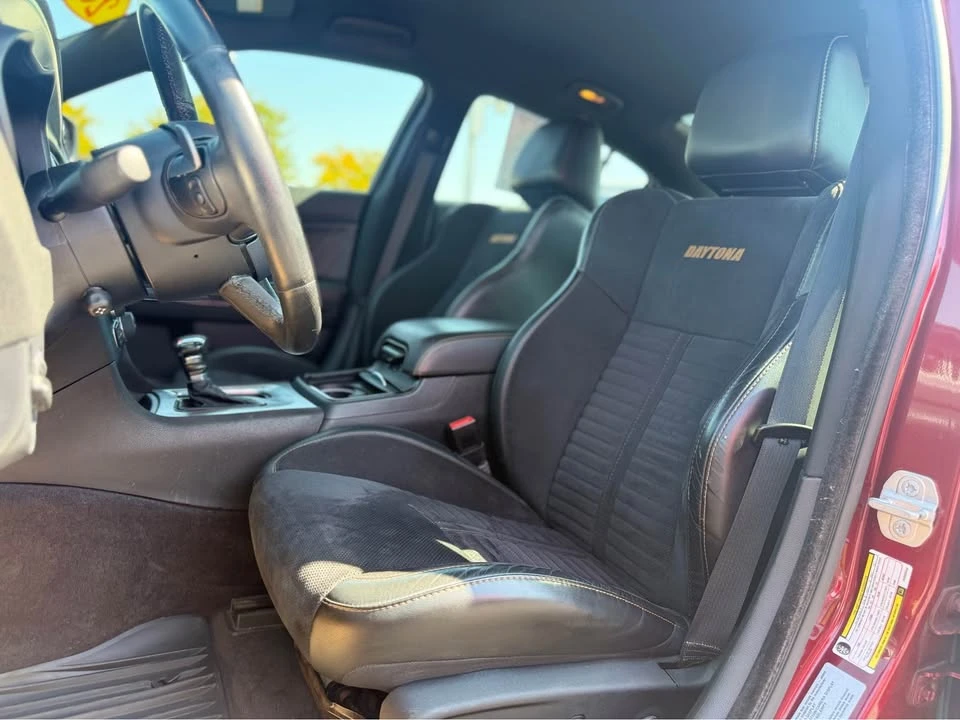 2017 Dodge Charger SRT & 392 7th Gen - Image 6 of 10