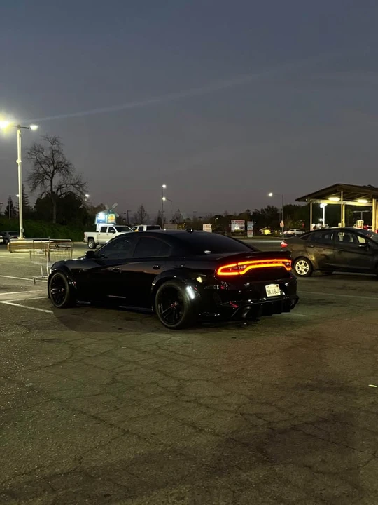 2017 Dodge Charger - Image 6 of 6