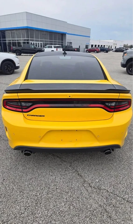 2017 Dodge Charger SRT & 392 7th Gen - Image 3 of 4
