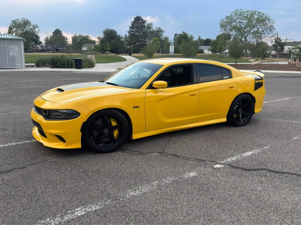 2017 Dodge Charger SRT & 392 7th Gen - Image 7 of 12