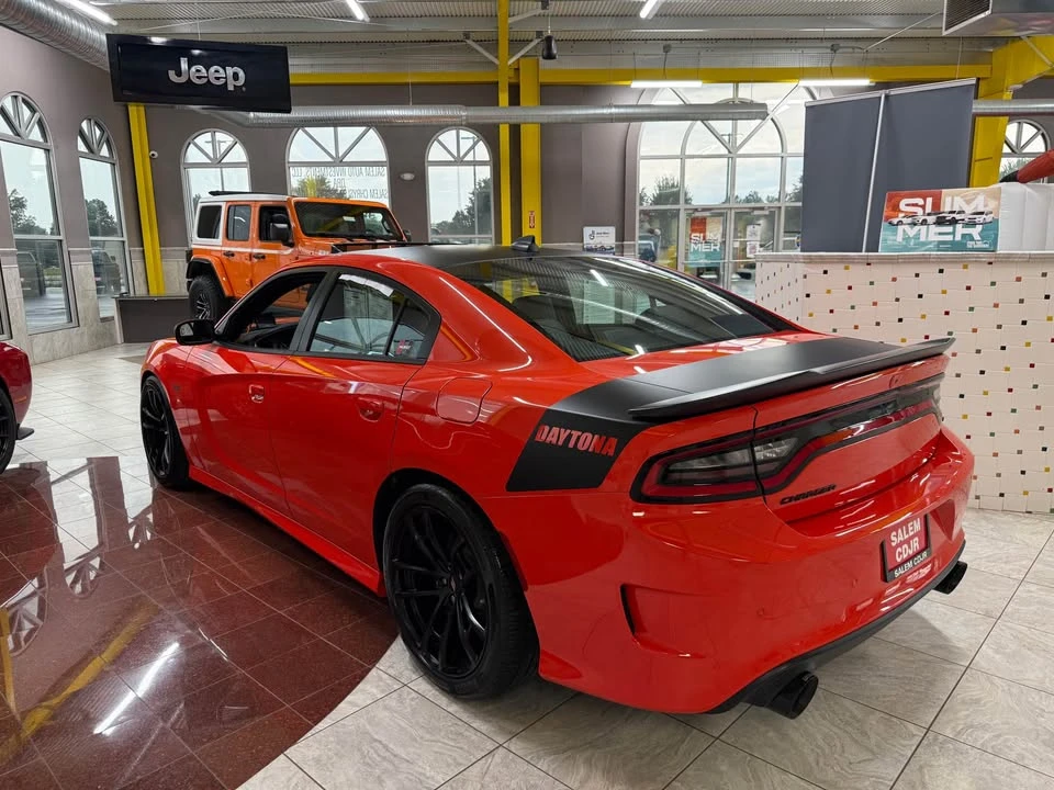 2017 Dodge Charger SRT & 392 7th Gen - Image 3 of 15