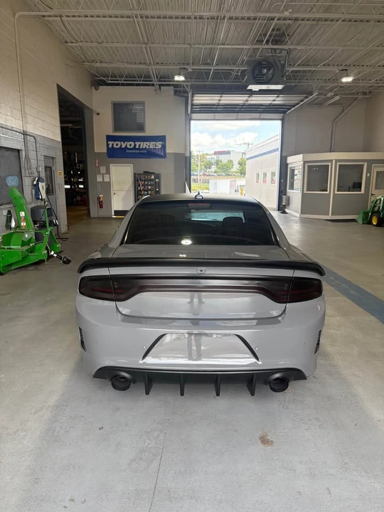 2017 Dodge Charger SRT & 392 7th Gen - Image 4 of 11