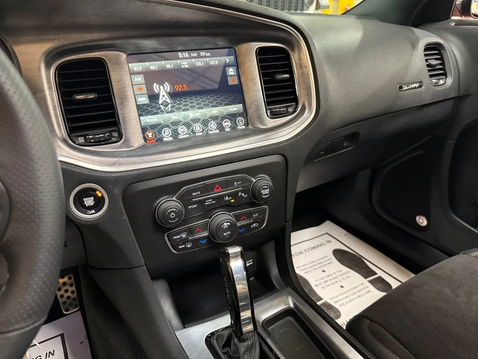 2017 Dodge Charger SRT & 392 7th Gen - Image 10 of 15