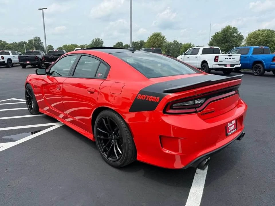 2017 Dodge Charger SRT & 392 7th Gen - Image 6 of 20