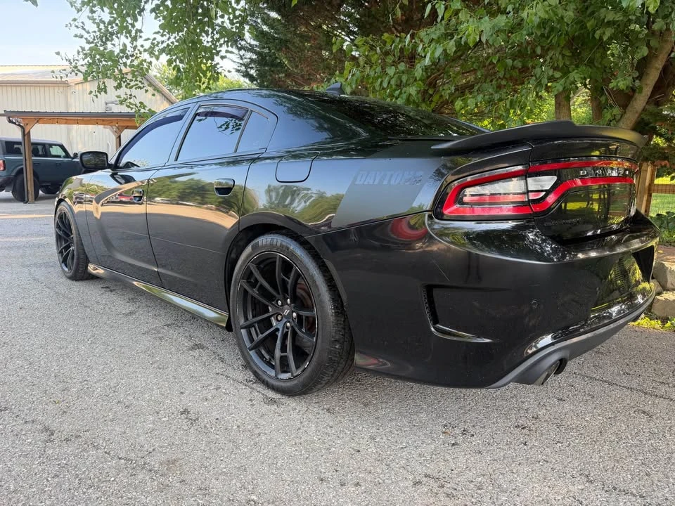 2017 Dodge Charger SRT & 392 7th Gen - Image 4 of 19