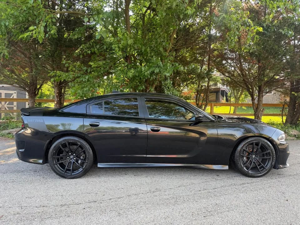 2017 Dodge Charger SRT & 392 7th Gen - Image 2 of 19