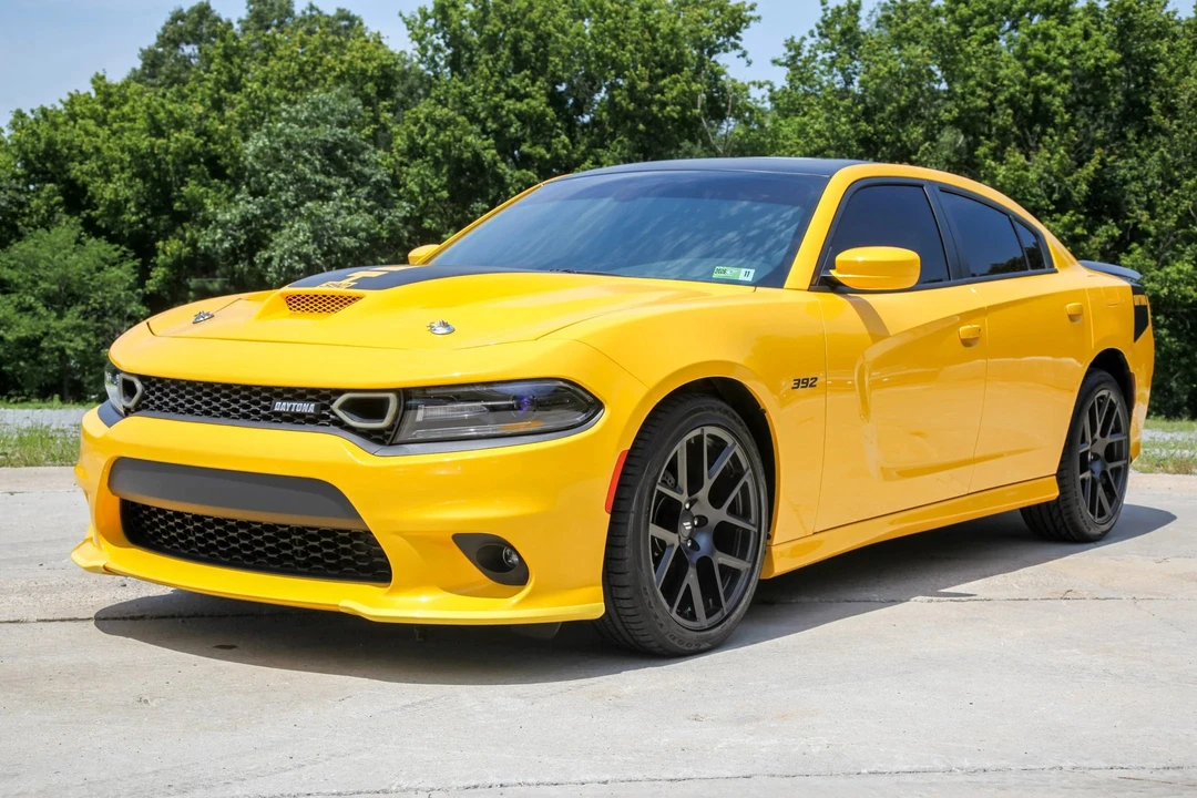 2017 Dodge Charger SRT Hellcat 7th Gen - Image 10 of 31